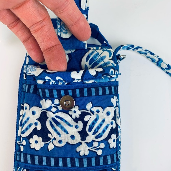 Vera Bradley Blue Lagoon small wristlet wallet - Picture 3 of 12